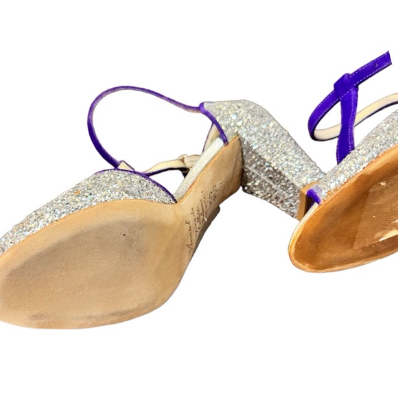 NIB  Anniel , Italian suede & silver sparkle t-strap sandals. Size 37 - Picture 10 of 10